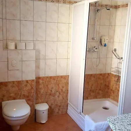 Fonix Wellness *** 1 A Epulet *