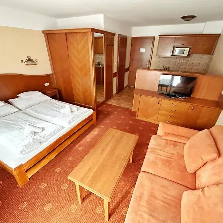 住宿加早餐酒店 Fonix Wellness *** 1 A Epulet *