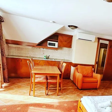 住宿加早餐酒店 Fonix Wellness *** 1 A Epulet Hévíz