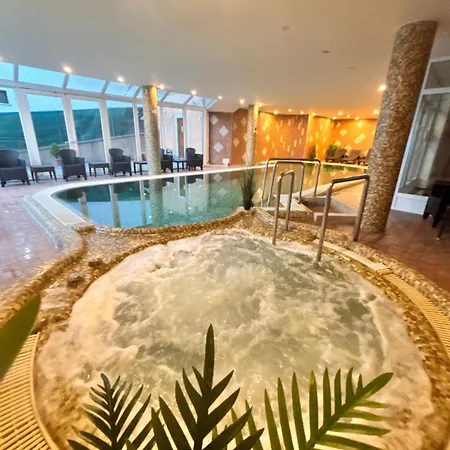 Fonix Wellness *** 1 A Epulet Bed & Breakfast Hévíz