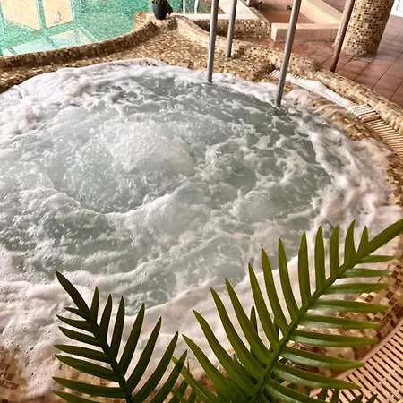 Fonix Wellness *** 1 A Epulet Bed & Breakfast Hévíz